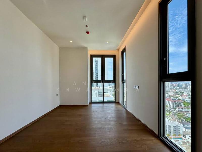 Via ARI, Bangkok, 42 Soi Ari 1, Samsen Nai, Phaya Thai, Bangkok, 2 Bedrooms, 92 sqm, Condo For Sale, by Anthea Khwanngam, 500577275 - DDproperty.com