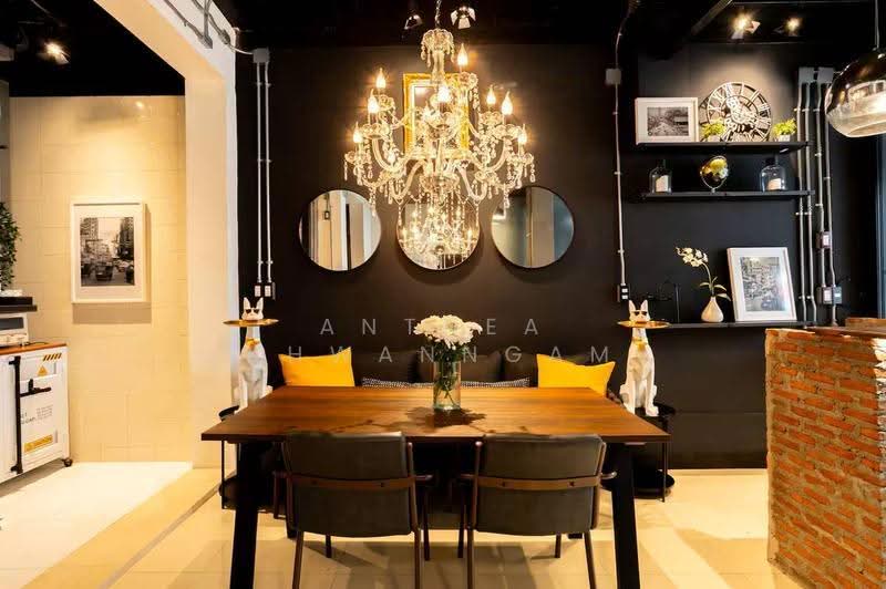 3-BR House, Bangkok, Bang Rak, Bangkok, 3 Bedrooms, 204 sqm, Single Detached House For Sale, by Anthea Khwanngam, 500577280 - DDproperty.com