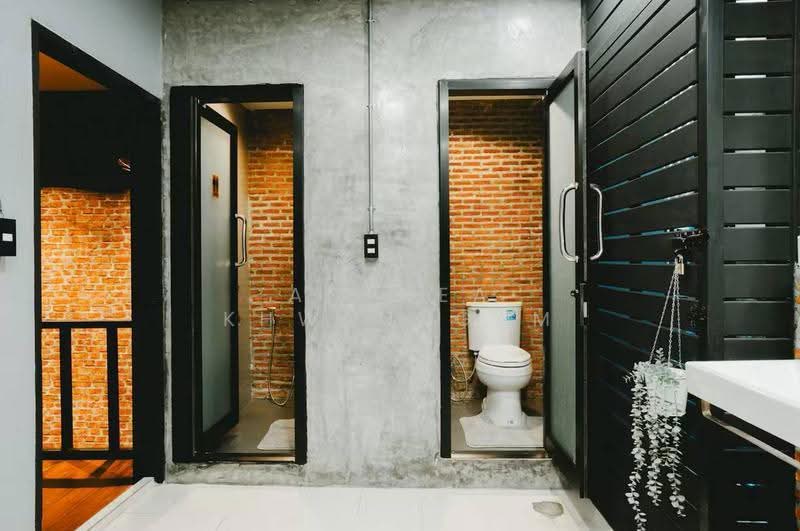 3-BR House, Bangkok, Bang Rak, Bangkok, 3 Bedrooms, 204 sqm, Single Detached House For Sale, by Anthea Khwanngam, 500577280 - DDproperty.com