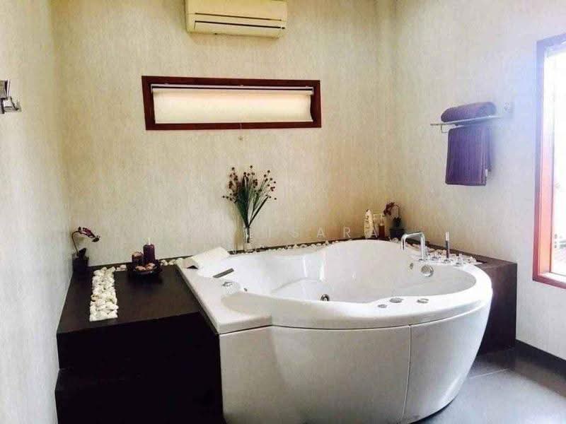 5-BR House, Chon Buri (Pattaya), Nong Pru, Bang Lamung (Pattaya), Chon Buri (Pattaya), 5 Bedrooms, 377 sqm, Single Detached House For Rent, by Supitsara Sangarun, 500577401 - DDproperty.com