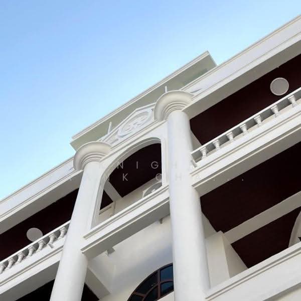 House in Thonglor, Bangkok, Khlong Tan Nua, Watthana, Bangkok, 5 Bedrooms, 600 sqm, Single Detached House For Rent, by Knight Frank Chartered (Thailand) Co.,Ltd, 500577455 - DDproperty.com