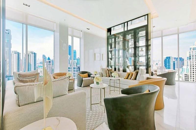 Hyde Sukhumvit 11, Bangkok, 11 Soi Sukhumvit 11, Khlongtoei Nua, Watthana, Bangkok, 2 Bedrooms, 63 sqm, Condo For Sale, by Pimonnat Sujindawong, 500577544 - DDproperty.com