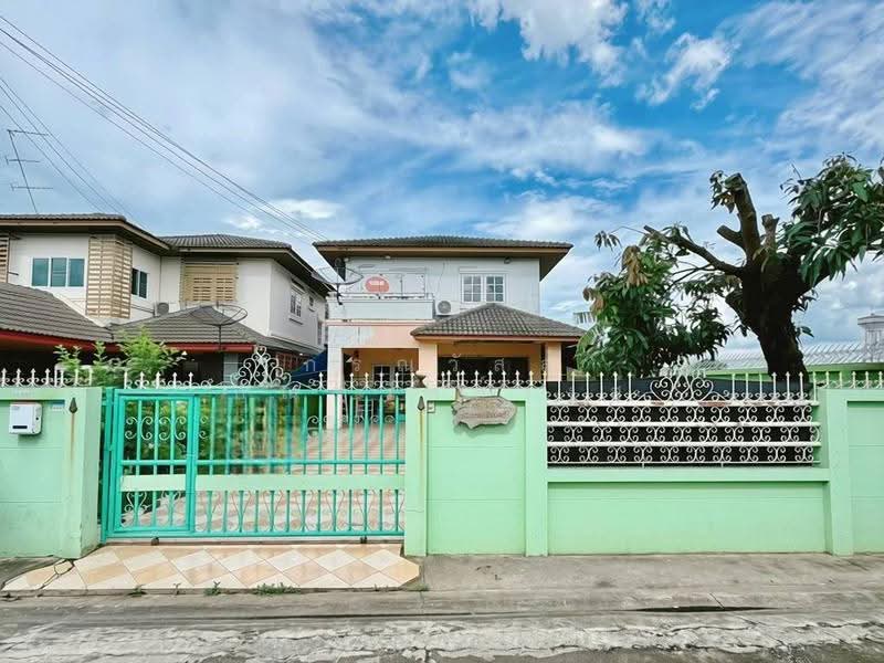 ขาย บ้านเดี่ยว หลังมุม หมู่บ้าน มณฑลนคร พุทธมณฑลสาย 5, Nakhon Pathom, Bang Krathuk, Sam Phran, Nakhon Pathom, 3 Bedrooms, 150 sqm, Single Detached House For Sale, by กรณวัสส์ กัณฑวัสส์วงส์, 500577607 - DDproperty.com