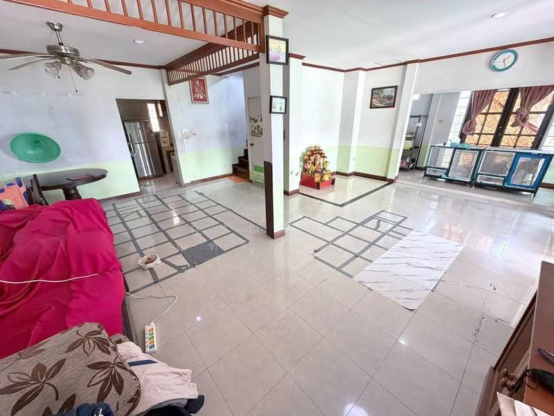 ขาย บ้านเดี่ยว หลังมุม หมู่บ้าน มณฑลนคร พุทธมณฑลสาย 5, Nakhon Pathom, Bang Krathuk, Sam Phran, Nakhon Pathom, 3 Bedrooms, 150 sqm, Single Detached House For Sale, by กรณวัสส์ กัณฑวัสส์วงส์, 500577607 - DDproperty.com