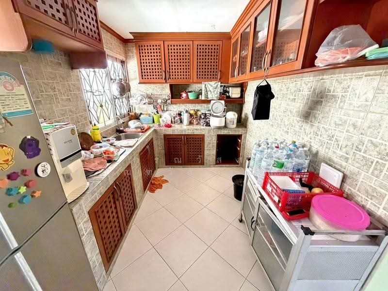 ขาย บ้านเดี่ยว หลังมุม หมู่บ้าน มณฑลนคร พุทธมณฑลสาย 5, Nakhon Pathom, Bang Krathuk, Sam Phran, Nakhon Pathom, 3 Bedrooms, 150 sqm, Single Detached House For Sale, by กรณวัสส์ กัณฑวัสส์วงส์, 500577607 - DDproperty.com
