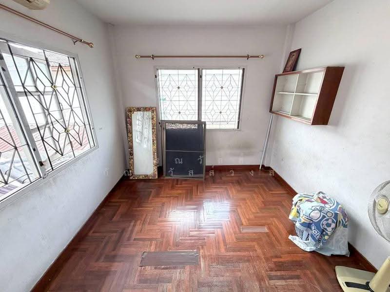 ขาย บ้านเดี่ยว หลังมุม หมู่บ้าน มณฑลนคร พุทธมณฑลสาย 5, Nakhon Pathom, Bang Krathuk, Sam Phran, Nakhon Pathom, 3 Bedrooms, 150 sqm, Single Detached House For Sale, by กรณวัสส์ กัณฑวัสส์วงส์, 500577607 - DDproperty.com