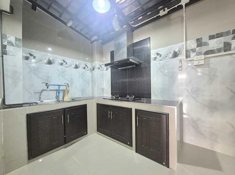 Golden Town Ramkhamhaeng-Wongwaen, bangkok, Rat Phatthana Road, Saphan Sung, Bangkok, 4 Bedrooms, 120 sqm, Townhouse For Sale, by กรกฤตย์ บุญสระ, 500577692 - DDproperty.com