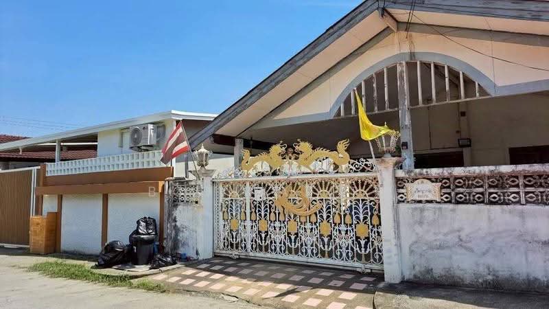 undefined, Bangkok, Saphan Sung, Bangkok, 4 Bedrooms, 220 sqm, Single Detached House For Sale, by Pavadee Boonyarith, 500577710 - DDproperty.com