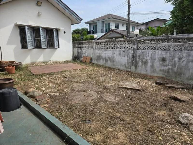 undefined, Bangkok, Saphan Sung, Bangkok, 4 Bedrooms, 220 sqm, Single Detached House For Sale, by Pavadee Boonyarith, 500577710 - DDproperty.com