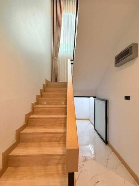 House for rent at kad farang area Hang Dong : บ้านเดี่ยวสองชั้นในกาดฝรั่ง หางดง เชียงใหม่, เชียงใหม่, บ้านแหวน, หางดง, เชียงใหม่, 160 ตร.ม., บ้านเดี่ยว ให้เช่า, โดย คุณ ธีรชาติ, 500577714 - DDproperty.com