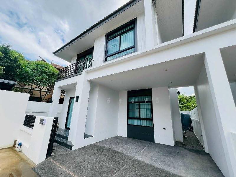 House for rent at kad farang area Hang Dong : บ้านเดี่ยวสองชั้นในกาดฝรั่ง หางดง เชียงใหม่, เชียงใหม่, บ้านแหวน, หางดง, เชียงใหม่, 160 ตร.ม., บ้านเดี่ยว ให้เช่า, โดย คุณ ธีรชาติ, 500577714 - DDproperty.com