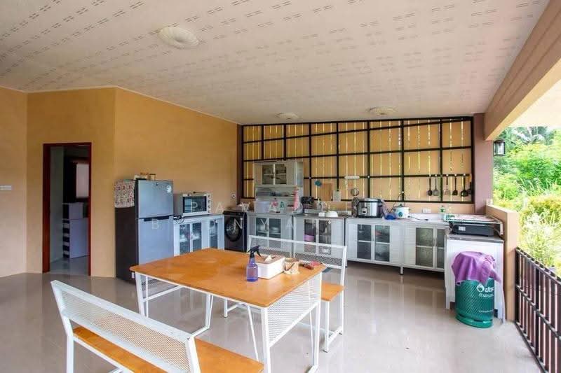 4-BR House, Prachuap Khiri Khan, Hua Hin, Prachuap Khiri Khan, 4 Bedrooms, 382 sqm, Single Detached House For Sale, by Pavadee Boonyarith, 500577732 - DDproperty.com