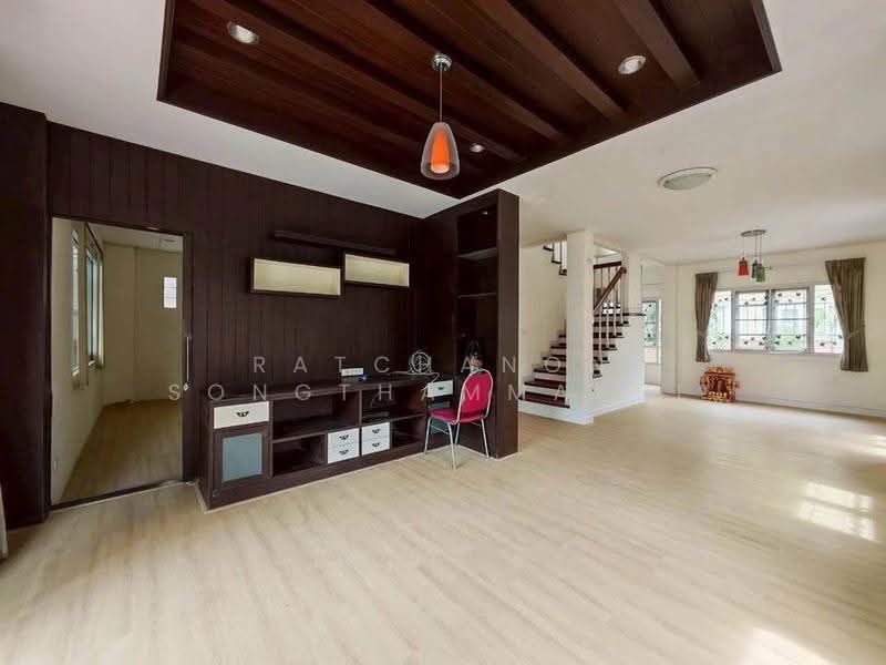 undefined, Bangkok, Min Buri, Bangkok, 3 Bedrooms, 200 sqm, Single Detached House For Sale, by Ratchanon Songthammakul, 500577766 - DDproperty.com
