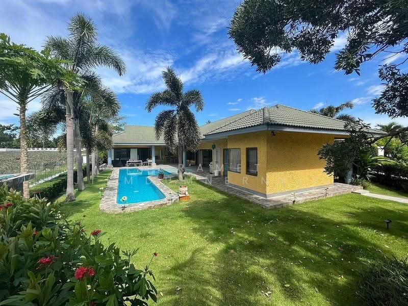 Wijitra village, prachuap-khiri-khan, Hin Lek Fai, Hua Hin, Prachuap Khiri Khan, 4 Bedrooms, 275 sqm, Villa For Sale, by Nithiroj Thipsukum, 500577768 - DDproperty.com