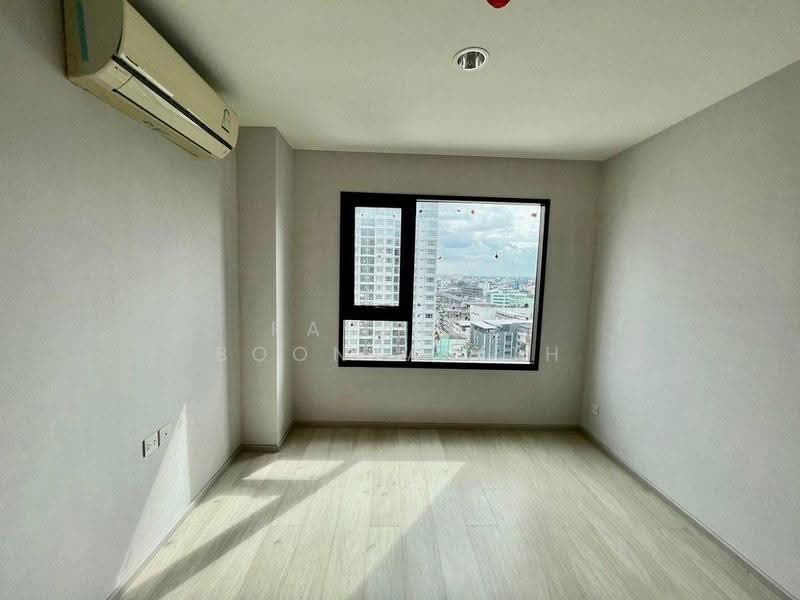 Life Pinklao, Bangkok, Boromarajonani Road, Bang Bamru, Bang Phlat, Bangkok, 2 Bedrooms, 61 sqm, Condo For Sale, by Pavadee Boonyarith, 500577793 - DDproperty.com