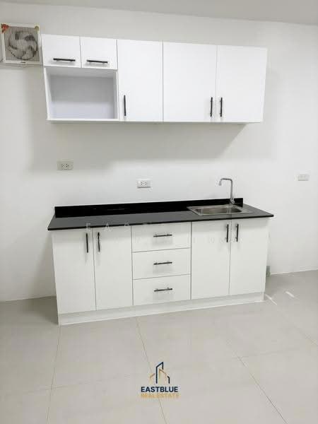 Baan Klang Muang Monte-Carlo, Bangkok, Moobaan Klang Muang Monte-Carlo Road, Ratchavipha, Lat Yao, Chatuchak, Bangkok, 4 Bedrooms, 400 sqm, Townhouse For Rent, by Eastblue Horizon, 500577794 - DDproperty.com