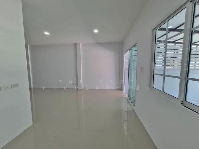 ทาวน์เฮ้าส์ลาดใหญ่ สมุทรสงคราม, samut-songkhram, Lat Yai, Muang Samut Songkhram, Samut Songkhram, 4 Bedrooms, 100 sqm, Townhouse For Sale, by The Best Property อิ๋ว, 500577797 - DDproperty.com