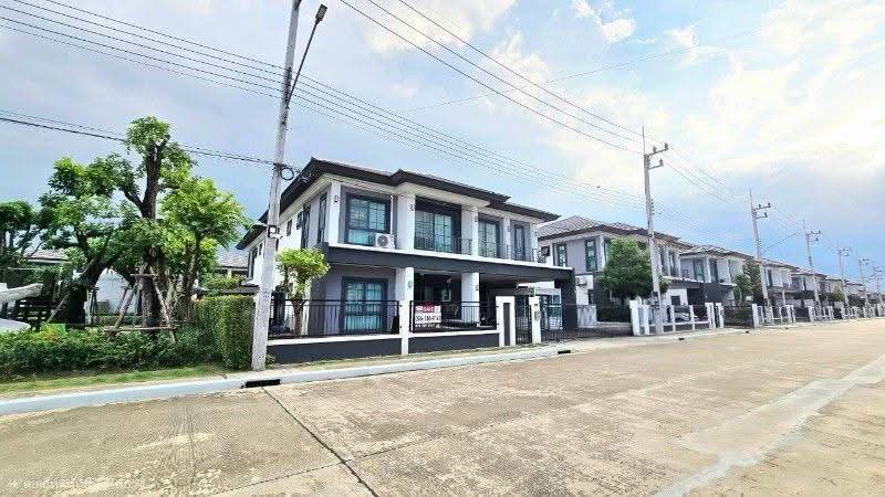 NC On Green Charm, Pathum Thani, Lam Luk Ka Road, Soi 71, Lat Sawai, Lam Luk Ka, Pathum Thani, 4 Bedrooms, 255 sqm, Single Detached House For Sale, by คุณ ศันสนีย์ ( เก๋ ), 500577828 - DDproperty.com