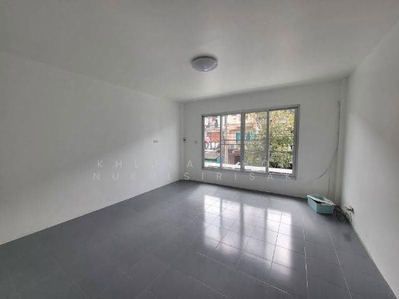 3-BR Townhouse, Bangkok, Bang Bon, Bangkok, 3 Bedrooms, 328 sqm, Townhouse For Sale, by Khlueanphon Nukulsirisak, 500577836 - DDproperty.com