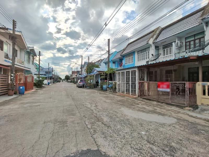 หมู่บ้านอยู่เจริญ2 ลำลูกกา-คลอง4, Pathum Thani, Lat Sawai, Lam Luk Ka, Pathum Thani, 3 Bedrooms, 100 sqm, Townhouse For Sale, by The Best Property โบว์, 500577854 - DDproperty.com