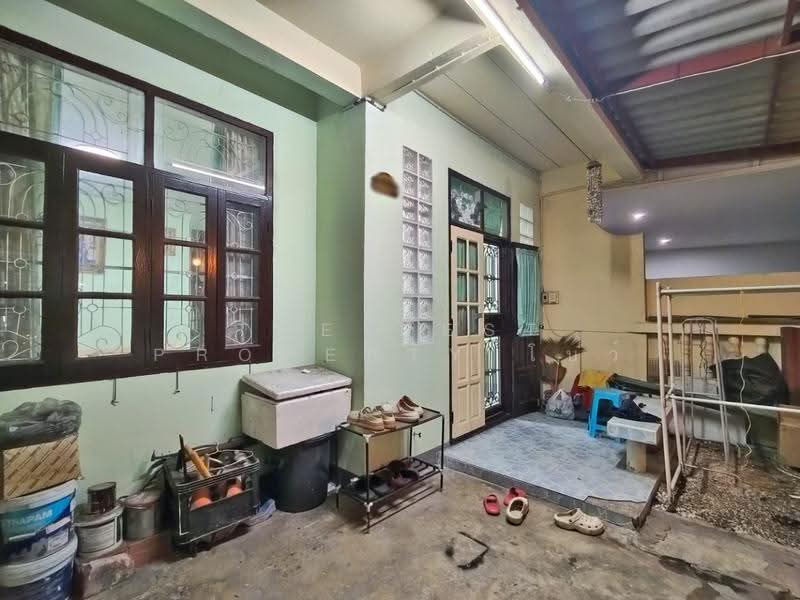 หมู่บ้านอยู่เจริญ2 ลำลูกกา-คลอง4, Pathum Thani, Lat Sawai, Lam Luk Ka, Pathum Thani, 3 Bedrooms, 100 sqm, Townhouse For Sale, by The Best Property โบว์, 500577854 - DDproperty.com