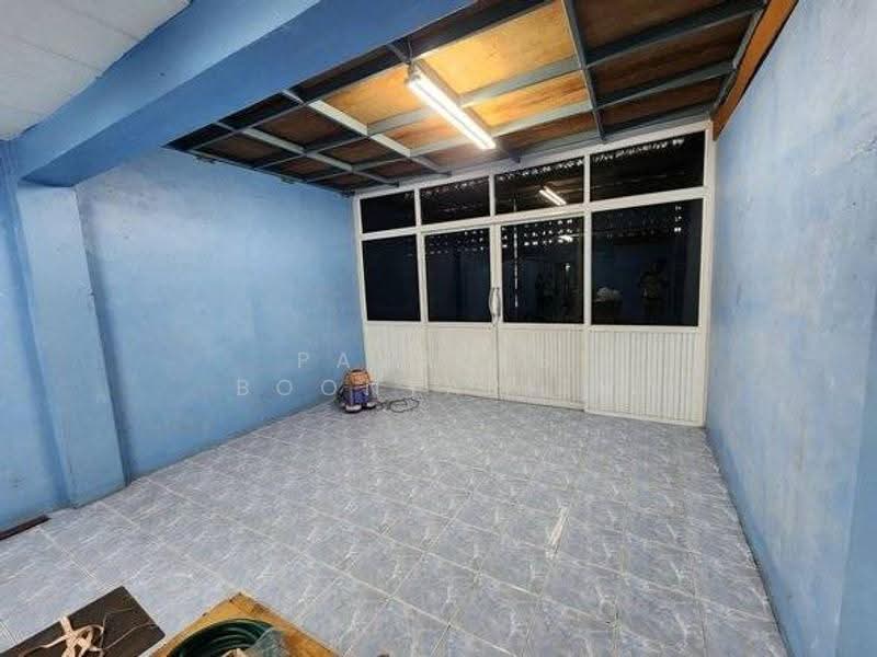 6-BR House, Bangkok, Bang Bon, Bangkok, 6 Bedrooms, 44 sqm, Single Detached House For Sale, by Pavadee Boonyarith, 500577866 - DDproperty.com