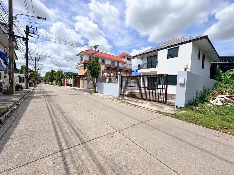 บ้านเดี่ยว ถนนรังสิต-นครนายก 40, ปทุมธานี, ประชาธิปัตย์, ธัญบุรี, ปทุมธานี, 224 ตร.ม., บ้านเดี่ยว ขาย, โดย ภัทรนัน อิศรางกูร ณ อยุธยา, 500577868 - DDproperty.com