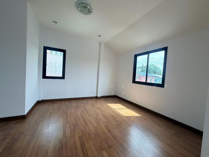 บ้านเดี่ยว ถนนรังสิต-นครนายก 40, ปทุมธานี, ประชาธิปัตย์, ธัญบุรี, ปทุมธานี, 224 ตร.ม., บ้านเดี่ยว ขาย, โดย ภัทรนัน อิศรางกูร ณ อยุธยา, 500577868 - DDproperty.com