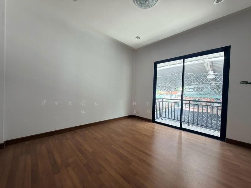 บ้านเดี่ยว ถนนรังสิต-นครนายก 40, ปทุมธานี, ประชาธิปัตย์, ธัญบุรี, ปทุมธานี, 224 ตร.ม., บ้านเดี่ยว ขาย, โดย ภัทรนัน อิศรางกูร ณ อยุธยา, 500577868 - DDproperty.com