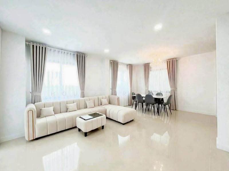 Baan Klang Suan, Chon Buri (Pattaya), Sukhumvit Road, Ta Khian Tia, Bang Lamung (Pattaya), Chon Buri (Pattaya), 3 Bedrooms, 172 sqm, Single Detached House For Sale, by A House Property Co.,Ltd., 500577921 - DDproperty.com