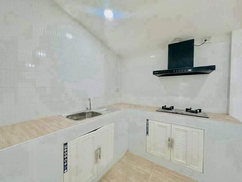 Baan Klang Suan, Chon Buri (Pattaya), Sukhumvit Road, Ta Khian Tia, Bang Lamung (Pattaya), Chon Buri (Pattaya), 3 Bedrooms, 172 sqm, Single Detached House For Sale, by A House Property Co.,Ltd., 500577921 - DDproperty.com