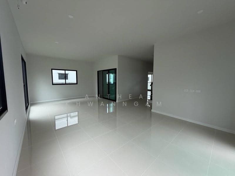 undefined, Bangkok, Khlong Sam Prawet, Lat Krabang, Bangkok, 4 Bedrooms, 225 sqm, Single Detached House For Sale, by Anthea Khwanngam, 500578056 - DDproperty.com