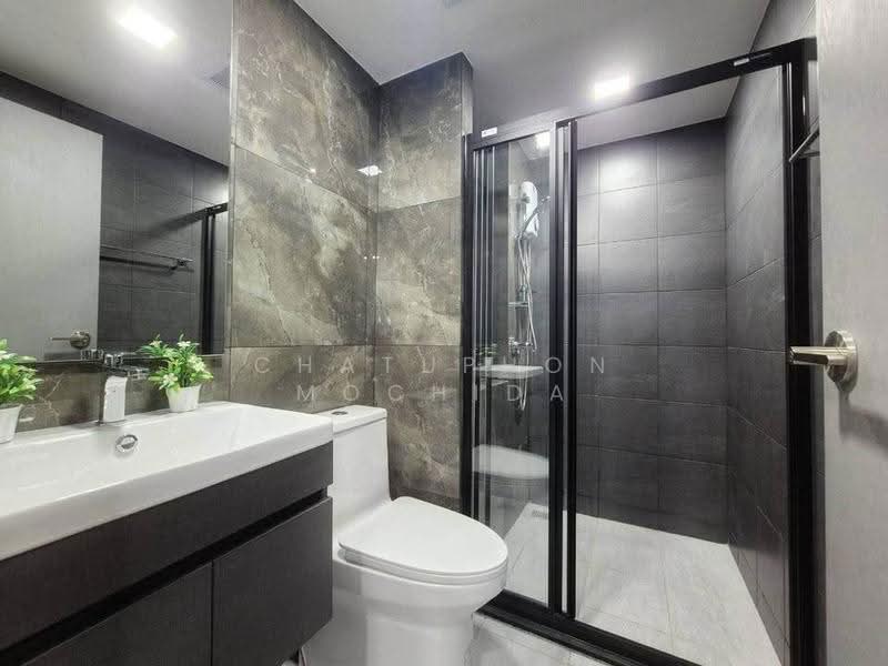 Maroon Ratchada 32, Bangkok, Chan Kasem, Chatuchak, Bangkok, 1 Bedroom, 27 sqm, Condo For Rent, by Chatuphon Mochida, 500578098 - DDproperty.com