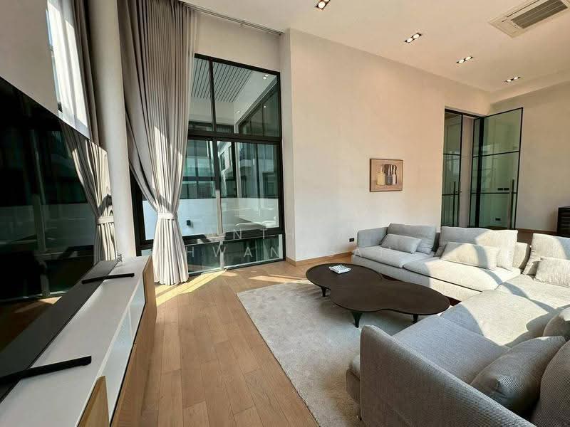 The Glamor Ekkamai – Praditmanutham, Bangkok, Soi Praditmanutham 8, Khlong Chaokhun Sing, Wang Thonglang, Bangkok, 3 Bedrooms, 412 sqm, Single Detached House For Sale, by Anthea Khwanngam, 500578159 - DDproperty.com