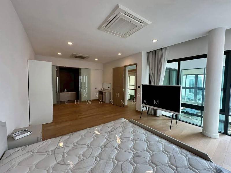 The Glamor Ekkamai – Praditmanutham, Bangkok, Soi Praditmanutham 8, Khlong Chaokhun Sing, Wang Thonglang, Bangkok, 3 Bedrooms, 412 sqm, Single Detached House For Sale, by Anthea Khwanngam, 500578159 - DDproperty.com