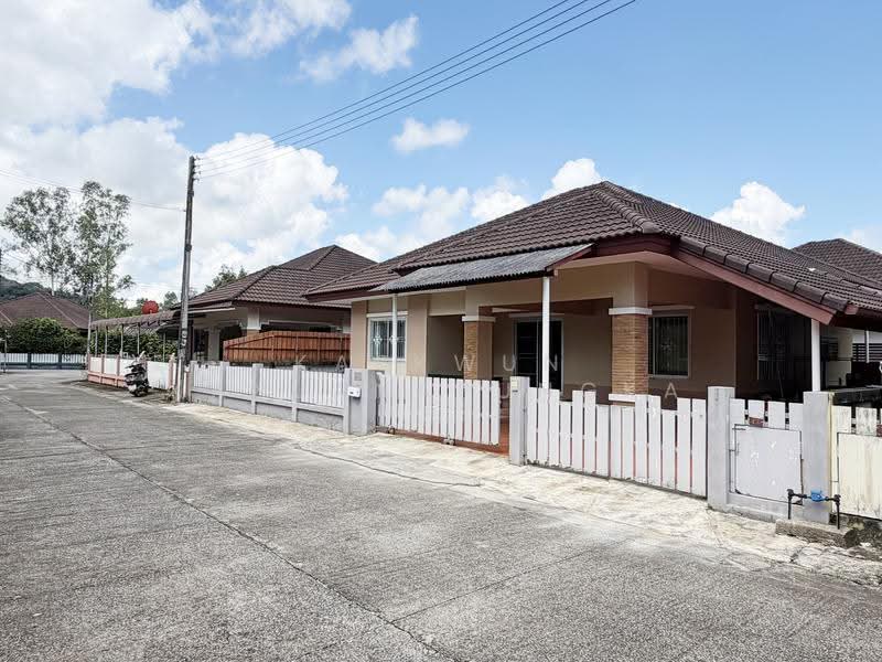 3-Bedroom House for Rent in Sinthanee 8, Chiang Rai - Hr207, Chiang Rai, Rob Wieng, Muang Chiang Rai, Chiang Rai, 3 Bedrooms, 135 sqm, Single Detached House For Rent, by Kaekwun Kanjanapungka, 500578220 - DDproperty.com