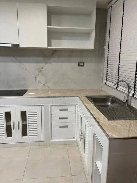 W8 Thonglor 25, Bangkok, 25 Thong Lo 25 Alley, Khlong Tan Nua, Watthana, Bangkok, 2 Bedrooms, 100 sqm, Condo For Sale, by Vinai Wattana, 500578225 - DDproperty.com