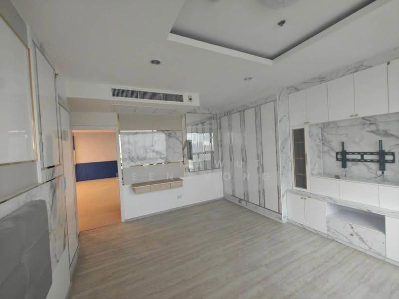 Supalai Casa Riva : ศุภาลัย คาซา ริวา, กรุงเทพ, 780 ถนนเจริญกรุง, บางคอแหลม, กรุงเทพ, 237 ตร.ม., คอนโด ขาย, โดย Settawut Leenavong, 500578235 - DDproperty.com