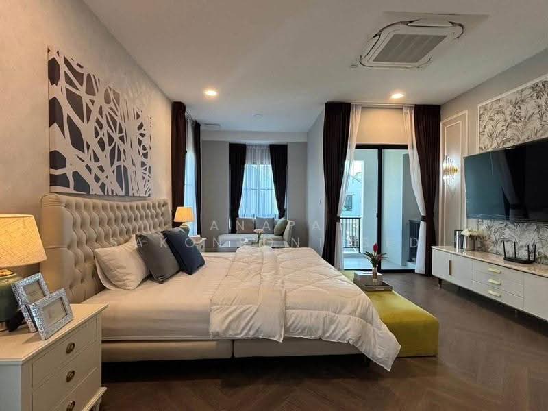 Nantawan Rama 9 - New Krungthepkreetha, bangkok, Saphan Sung, Bangkok, 4 Bedrooms, 302 sqm, Single Detached House For Rent, by Tanapat Sakonsontised, 500578244 - DDproperty.com