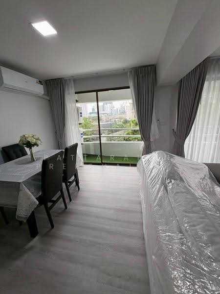 Thonglor Tower : ทองหล่อ ทาวเวอร์, กรุงเทพ, ซอยทองหล่อ, ถนนสุขุมวิท 55, คลองเตยเหนือ, วัฒนา, กรุงเทพ, 100 ตร.ม., คอนโด ขาย, โดย Pattarapon Preechalertpiriya, 500578245 - DDproperty.com