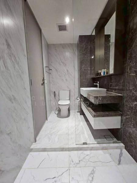 Fynn Asoke, Bangkok, 28 Sukhumvit 10 Alley, Khlong Toei, Bangkok, 1 Bedroom, 37 sqm, Condo For Rent, by Chanikarn Lumphrom, 500578299 - DDproperty.com