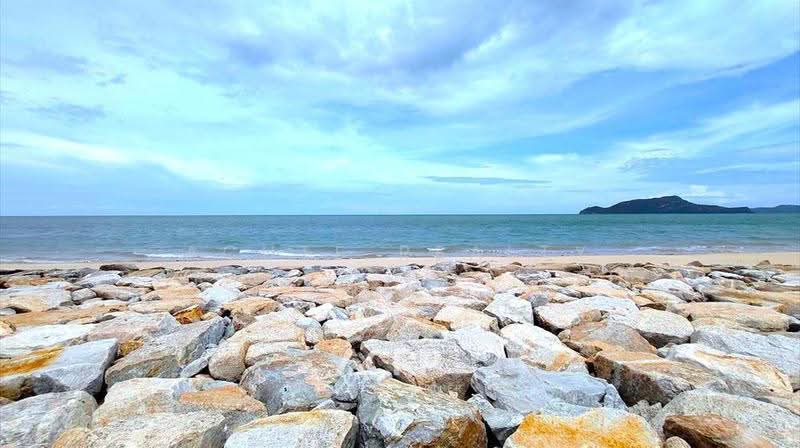 Beachfront Land for Sale in Sam Roi Yot 25+ Metre Beach Frontage, prachuap-khiri-khan, Sam Roi Yot, Prachuap Khiri Khan, , 1,560 sqm, Land For Sale, by Acute Realty Partner Co.,Ltd., 500578323 - DDproperty.com