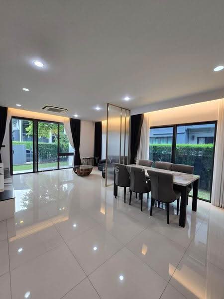 Setthasiri-Krungthep Kreetha 2, Bangkok, Krungthep Kreetha Road, Hua Mak, Bang Kapi, Bangkok, 4 Bedrooms, 300 sqm, Single Detached House For Rent, by Forty-Six Real Estate Group, 500578380 - DDproperty.com