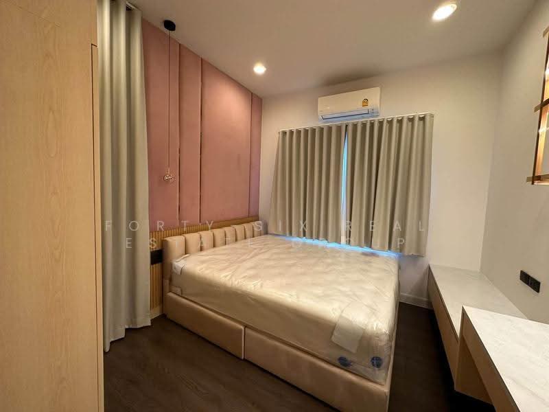 Setthasiri-Krungthep Kreetha 2, Bangkok, Krungthep Kreetha Road, Hua Mak, Bang Kapi, Bangkok, 4 Bedrooms, 300 sqm, Single Detached House For Rent, by Forty-Six Real Estate Group, 500578380 - DDproperty.com