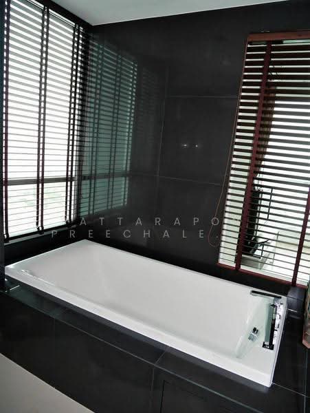 Rhythm Sathorn, Bangkok, 141 Soi Sathorn 21, Yan Nawa, Sathon, Bangkok, 2 Bedrooms, 63 sqm, Condo For Sale, by Pattarapon Preechalertpiriya, 500578391 - DDproperty.com