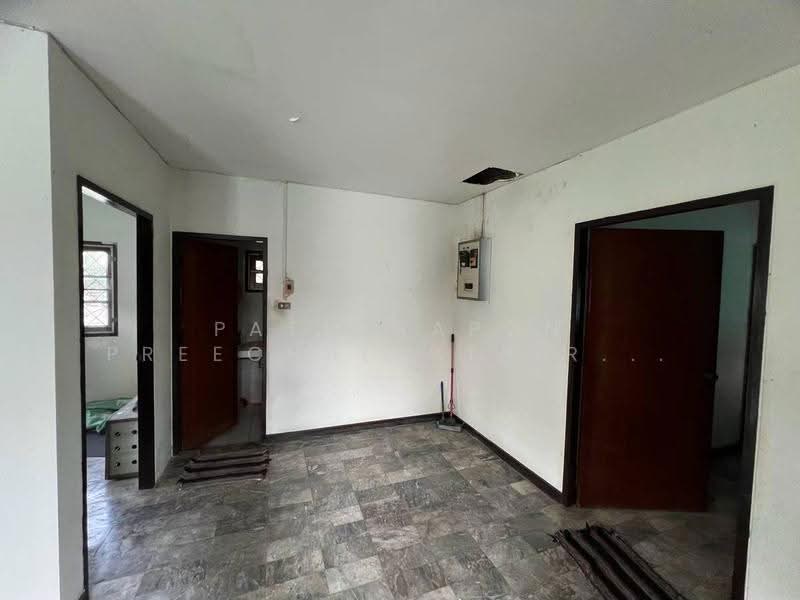 3-BR House, Bangkok, Bang Chun, Khlong Sam Wa, Bangkok, 3 Bedrooms, 350 sqm, Single Detached House For Sale, by Pattarapon Preechalertpiriya, 500578406 - DDproperty.com