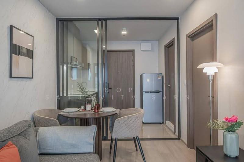 Life Phahon-Ladprao, Bangkok, 996 Phahonyothin Road, Jom Phon, Chatuchak, Bangkok, 1 Bedroom, 35 sqm, Condo For Rent, by Nop Satjavitvisarn, 500578432 - DDproperty.com