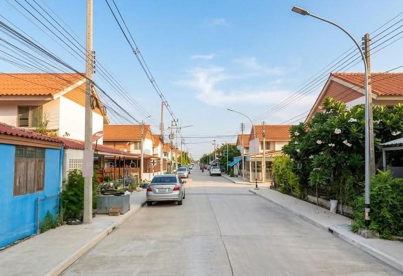 National Housing Authority Rangsit khlong 7/1 : เอื้ออาทร รังสิตคลอง 7/1, ปทุมธานี, ลำผักกูด, ธัญบุรี, ปทุมธานี, 100 ตร.ม., ทาวน์เฮ้าส์ ขาย, โดย The Best Property ยุ้ย, 500578446 - DDproperty.com