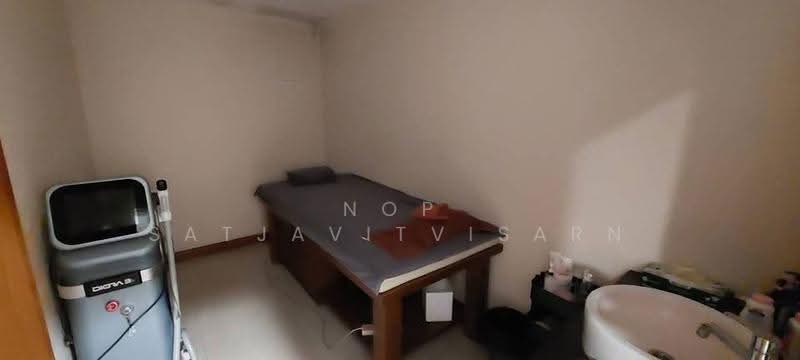 Sarin Place, Bangkok, Ratchadaphisek, Lat Yao, Chatuchak, Bangkok, 1 Bedroom, 238 sqm, Condo For Sale, by Nop Satjavitvisarn, 500578452 - DDproperty.com