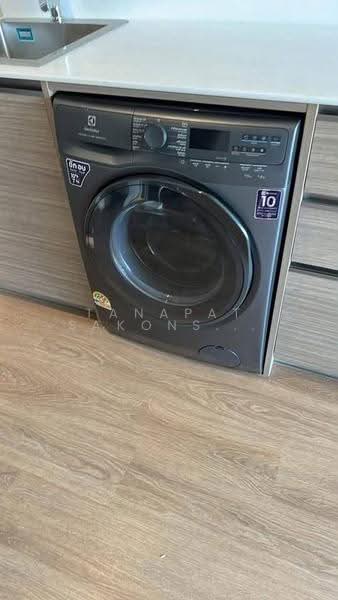 The Issara Sathorn, Bangkok, ถนนจันทน์, Thung Maha Mek, Sathon, Bangkok, 1 Bedroom, 37 sqm, Condo For Rent, by Tanapat Sakonsontised, 500578472 - DDproperty.com